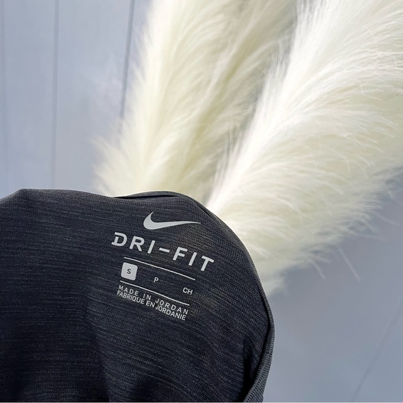 Men’s Nike Quarter Sleeve Tee - Picture 4 of 4